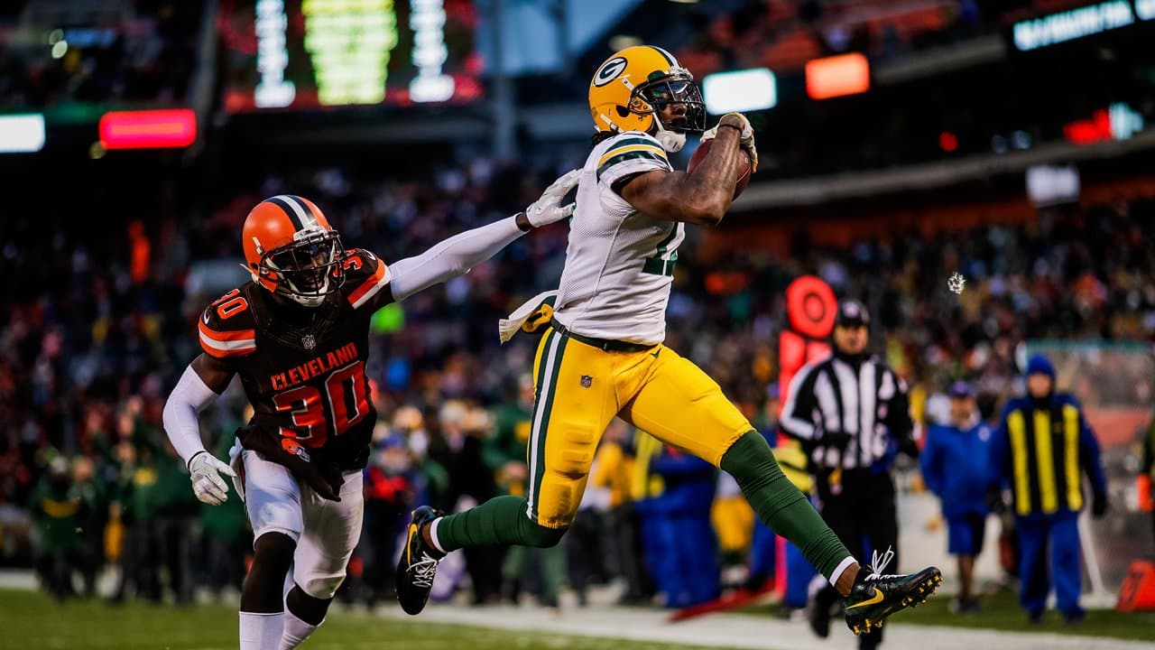 Packers mixing it up with Davante Adams