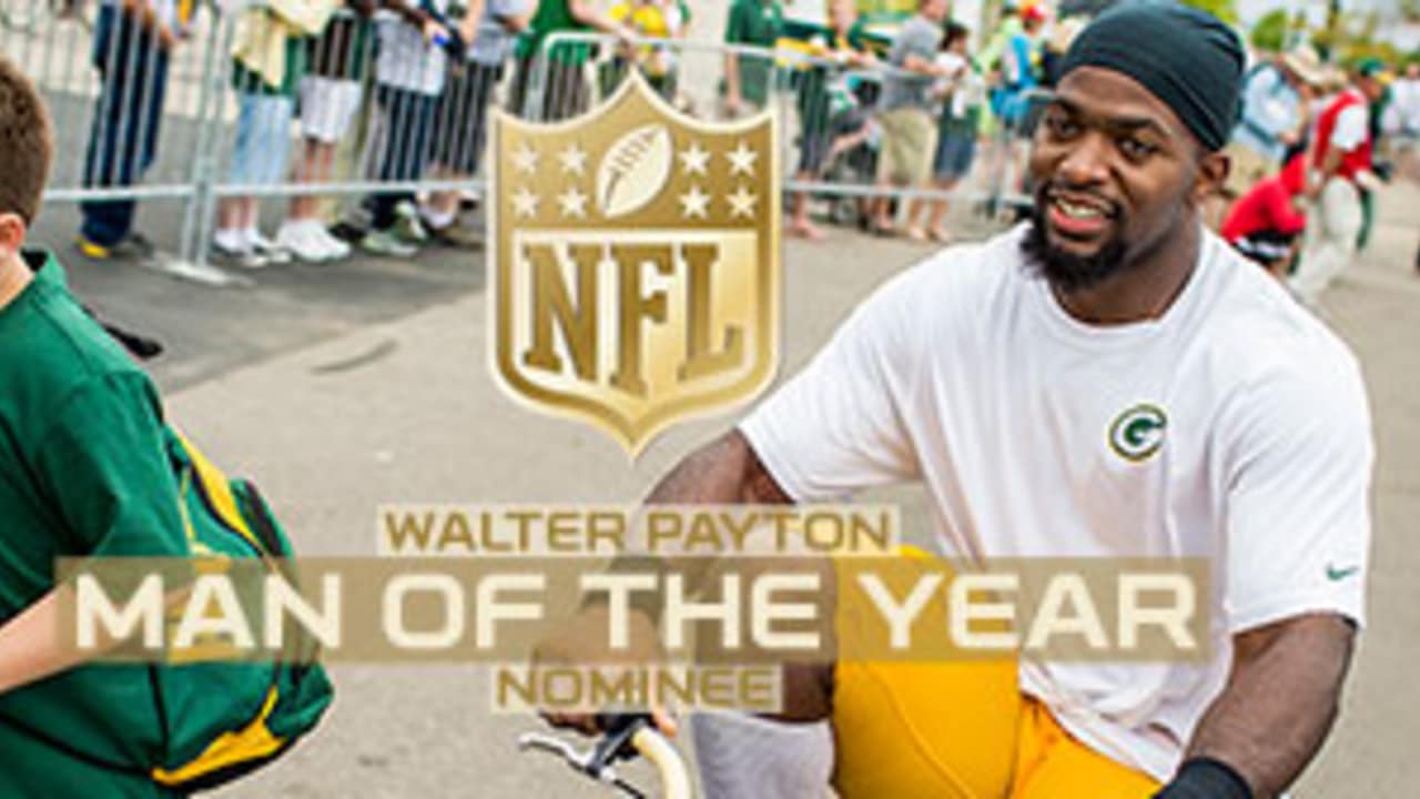 Sam Barrington nominated for Walter Payton NFL Man of the Year