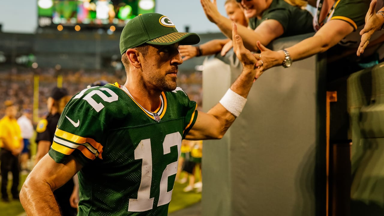 Aaron Rodgers reflects on new contract