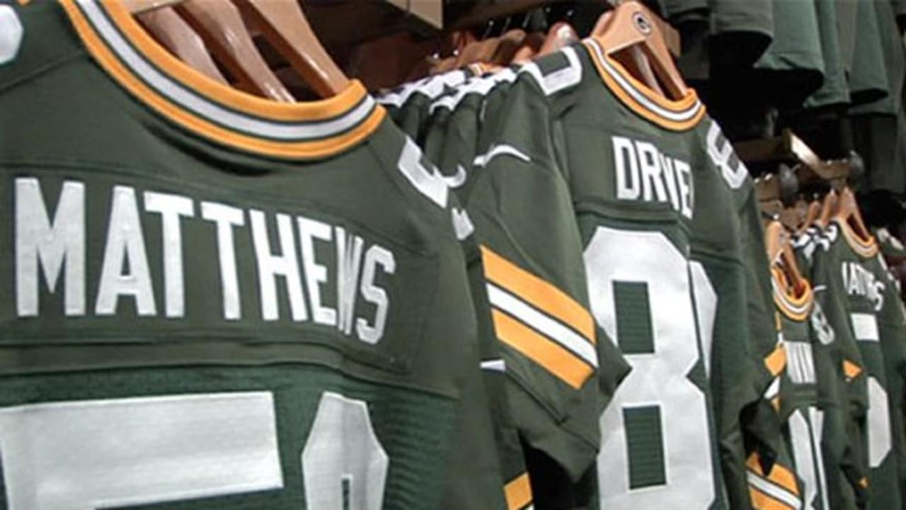 Packers Pro Shop debuts new jerseys