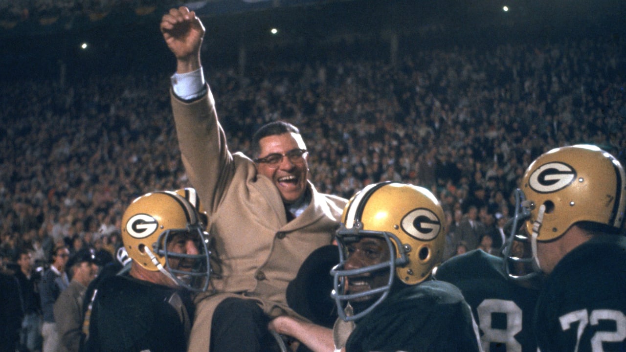 How many Super Bowls have the Green Bay Packers won? List of