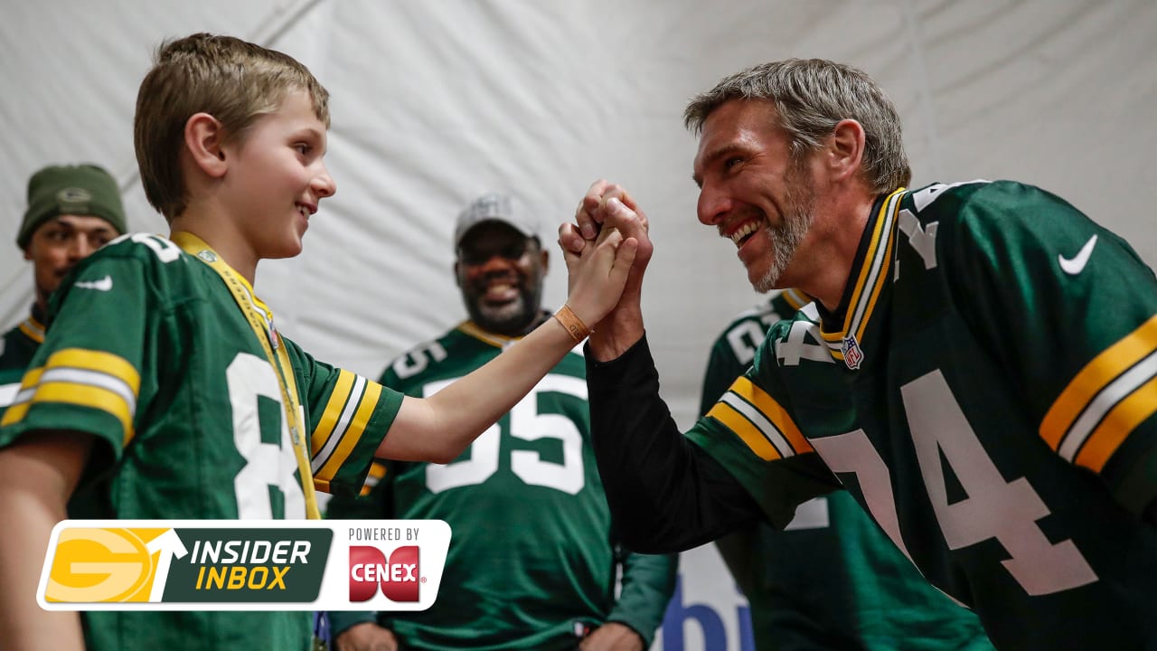 Aaron Rodgers surprises Packers fans at Arizona retirement home