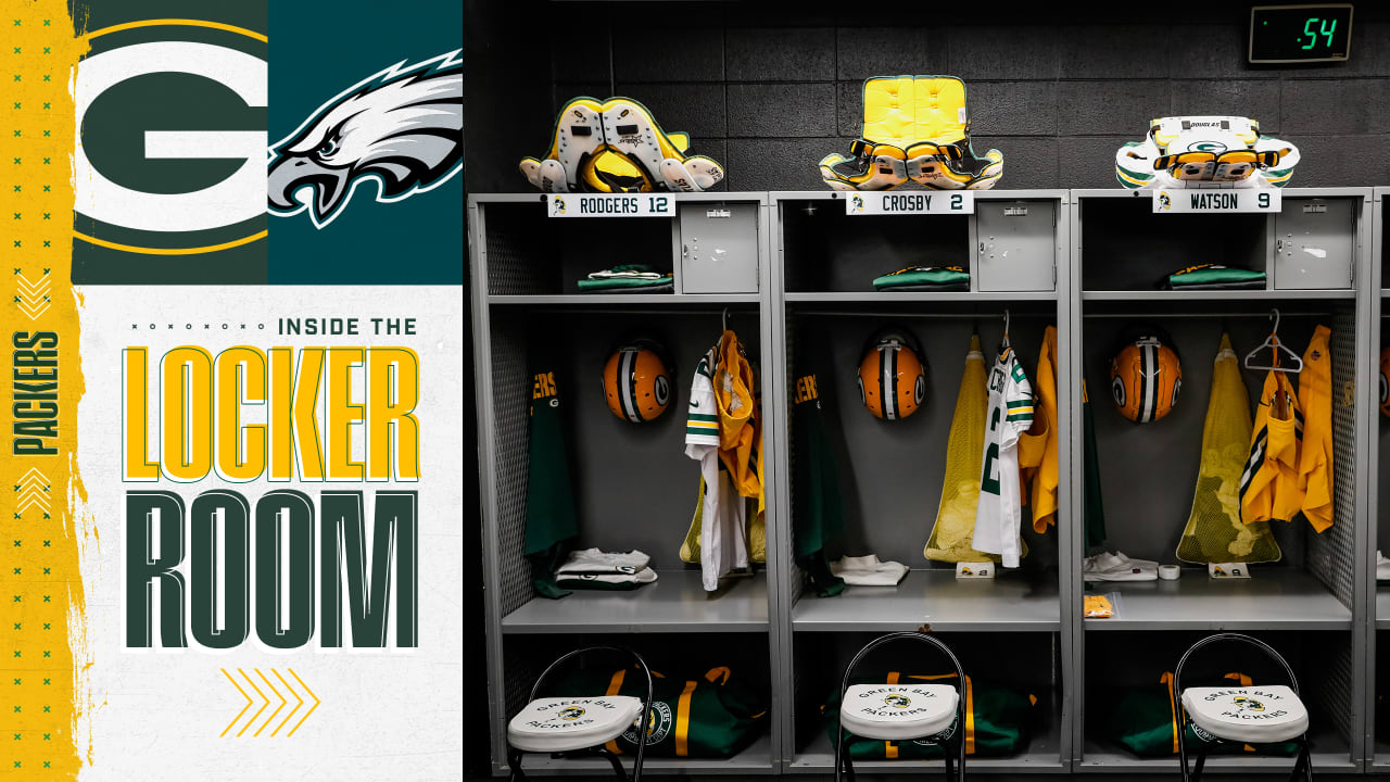 Behind-the-scenes photos of Packers locker room