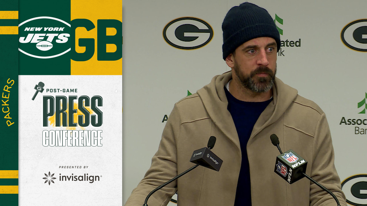 Aaron Rodgers Stays Perfectly On Brand, Holds Court During Jets Presser