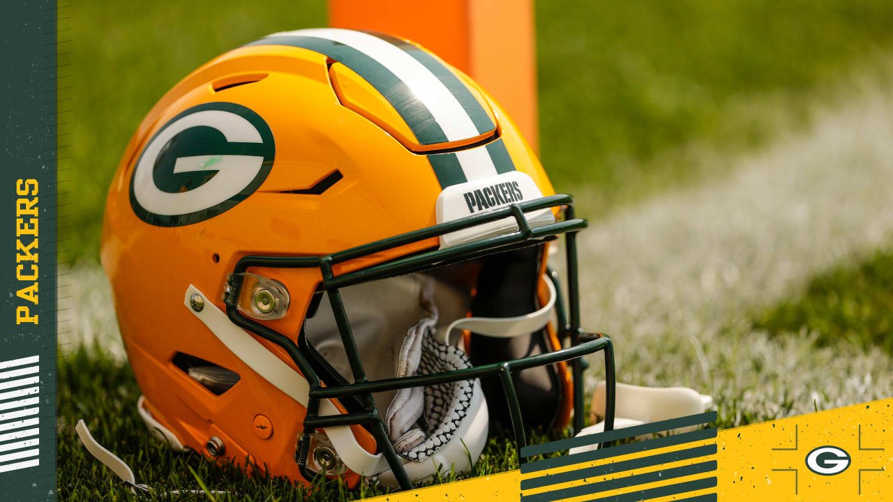Packers sign TE Alizé Mack