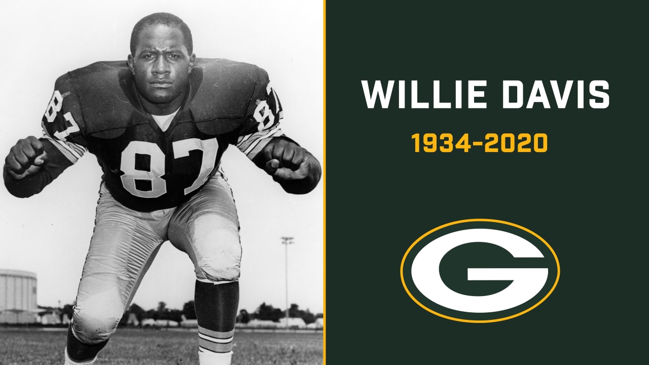 Willie Davis, Pro Football Hall of Famer, dies