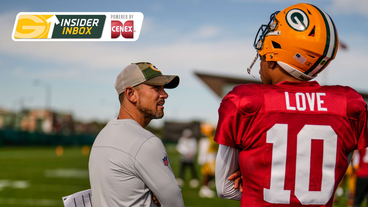 Aaron Rodgers wears shirt revealing who his favorite receiver will be in  2022