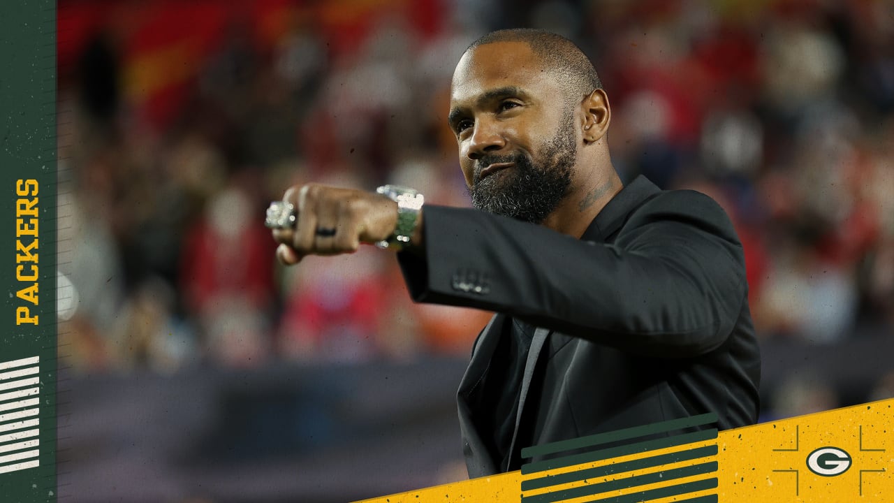 Charles Woodson enters the Hall of Fame