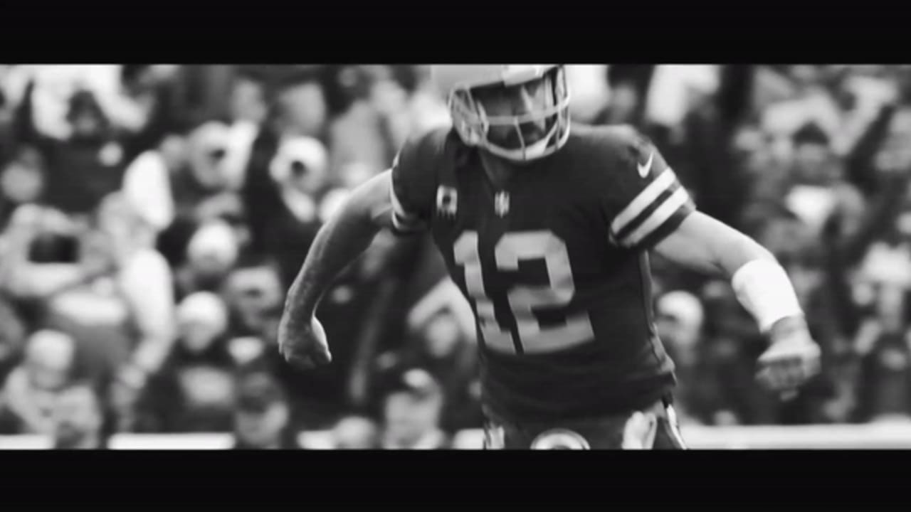 Aaron Rodgers with the audible : r/trees