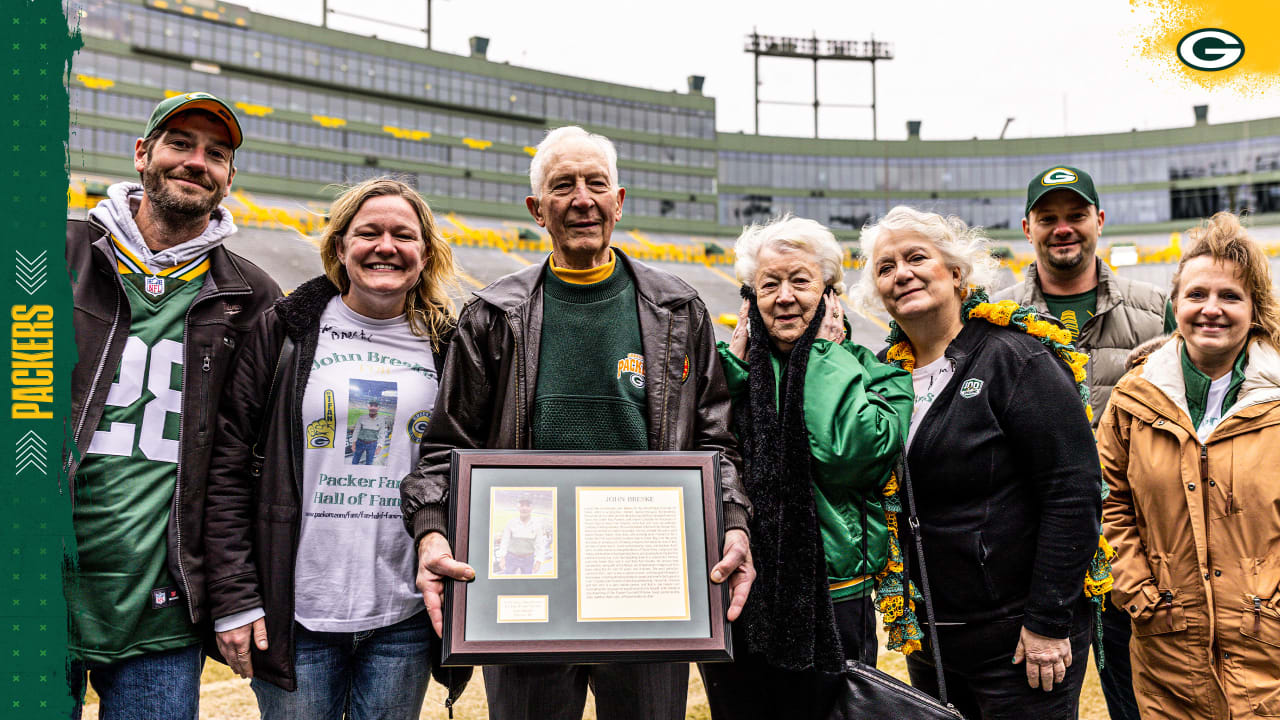 Mugs' is newest member of Packers FAN Hall of Fame