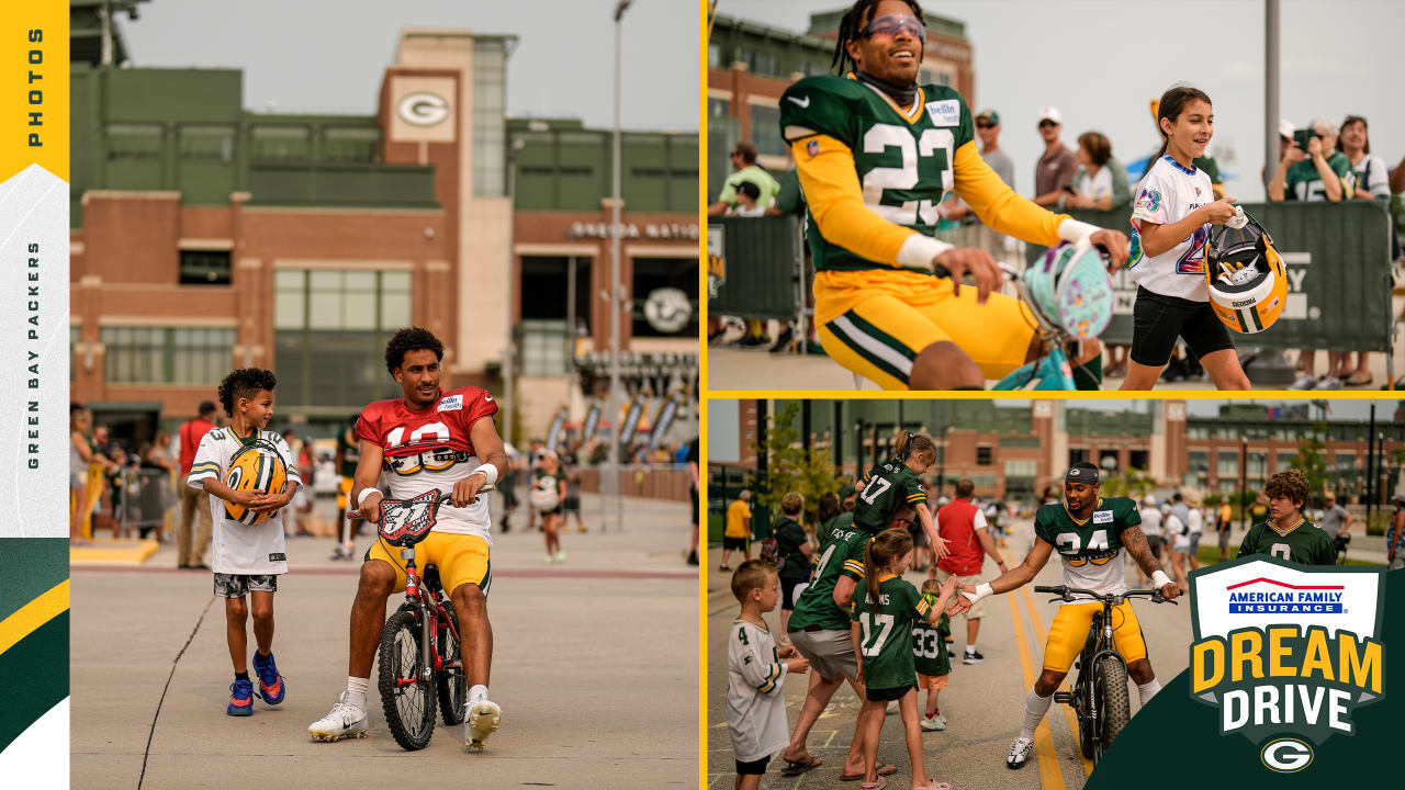 Wheeling To Work: Packers Ride Kids' Bikes To Tuesday's Practice