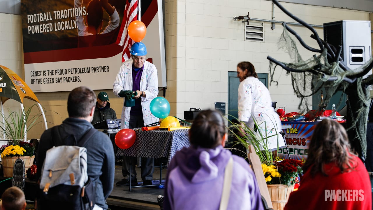 Packers host Spooktacular Express