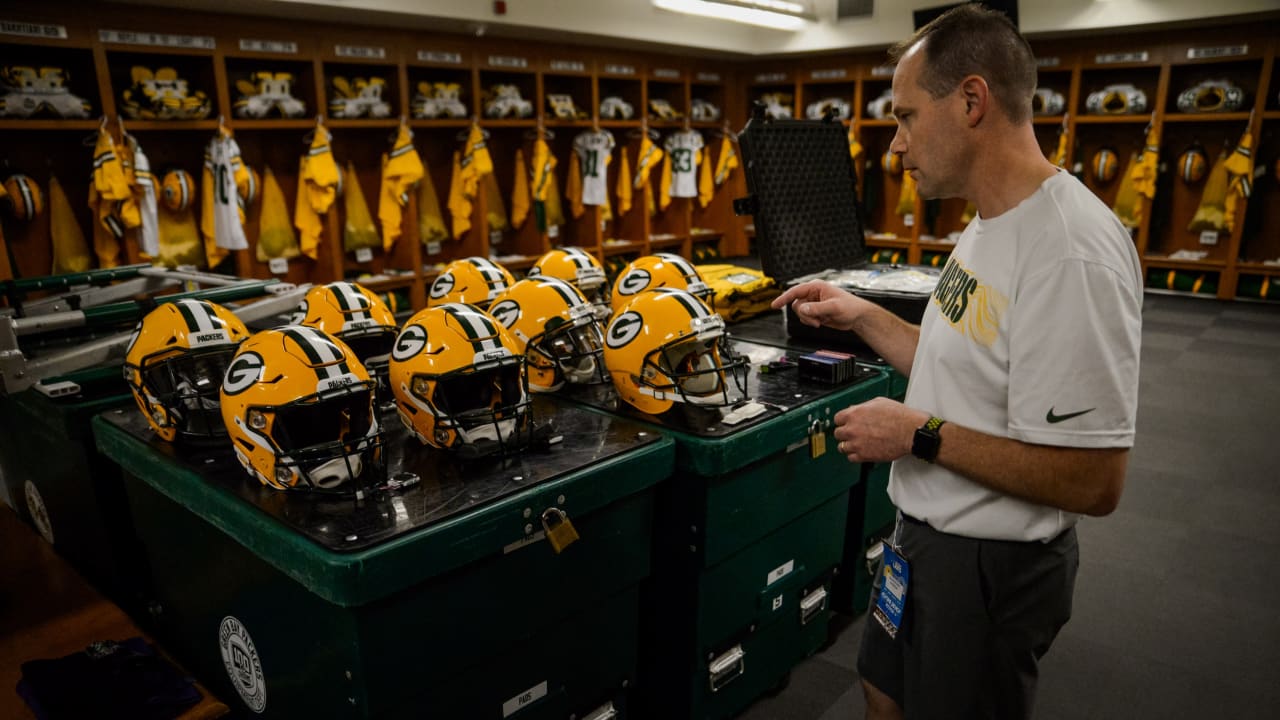 Green Bay Packers 2023 Salute to Service - The Locker Room of Downey