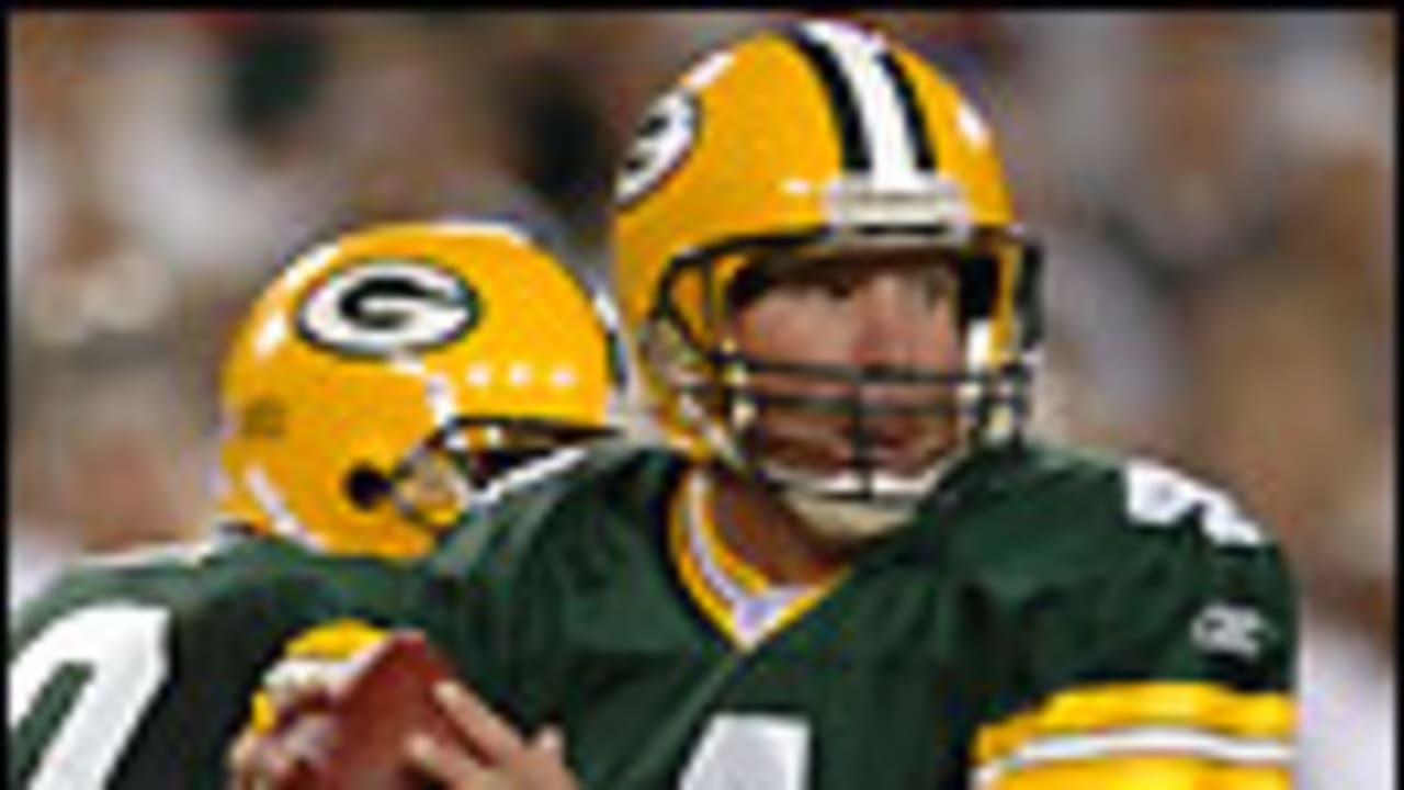 Manning focused on 49ers, not passing Favre