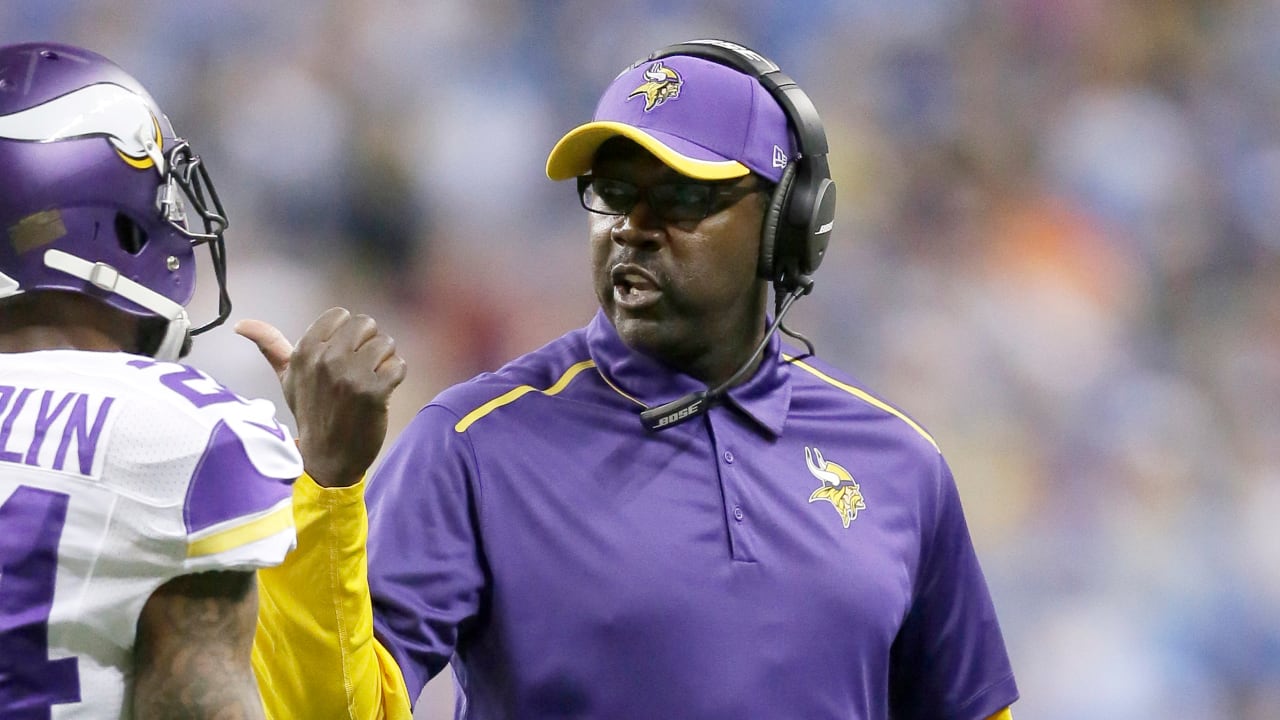 Packers name Jerry Gray defensive backs coach