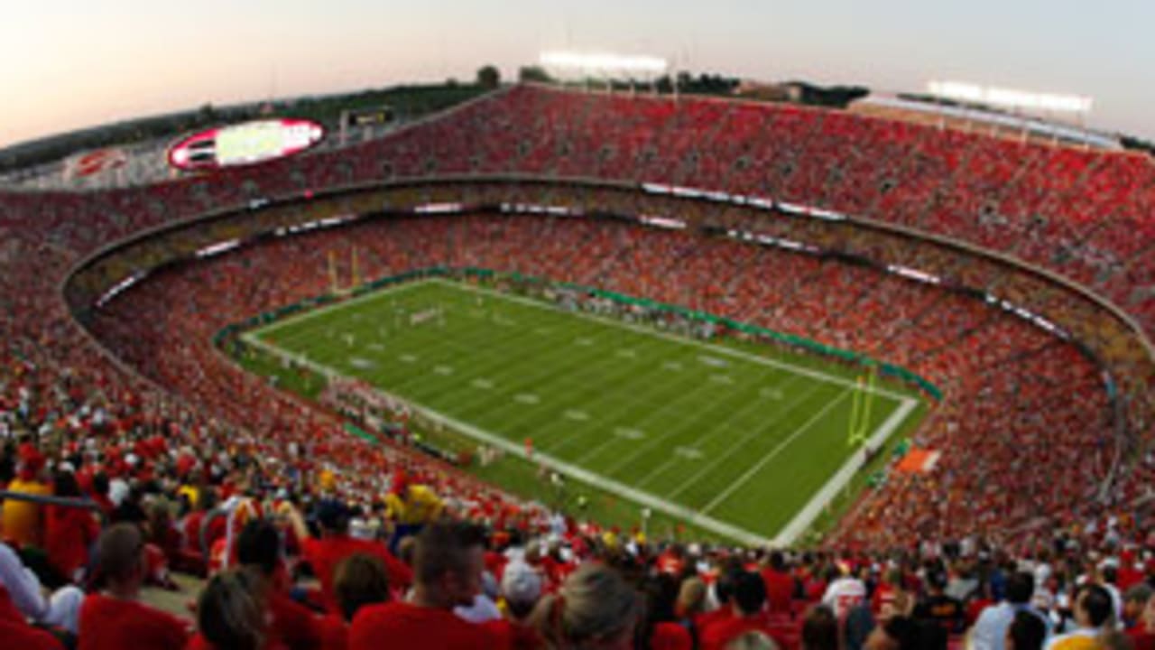 Packers, Chiefs at Arrowhead Stadium; game on FOX6 Sunday