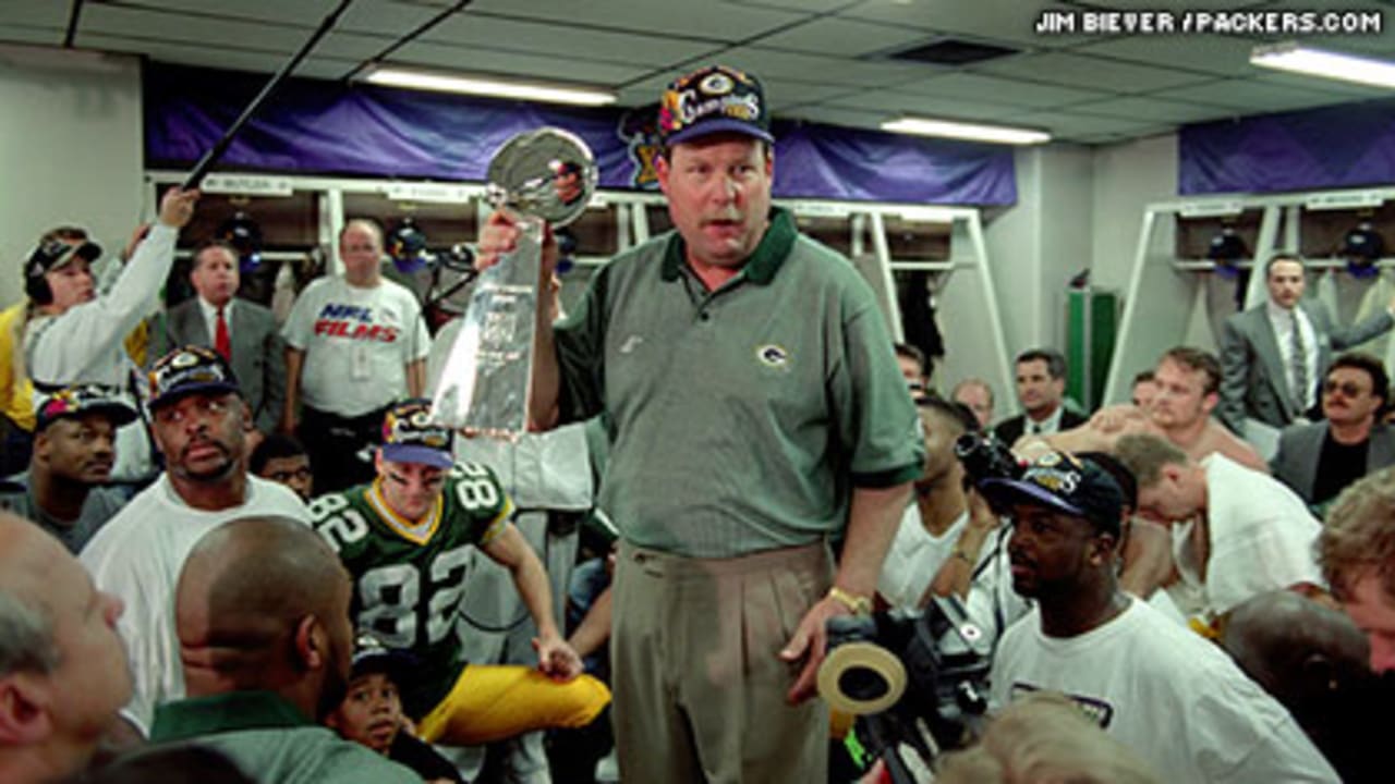 Hall call? Brett Favre says Mike Holmgren deserves to be in the