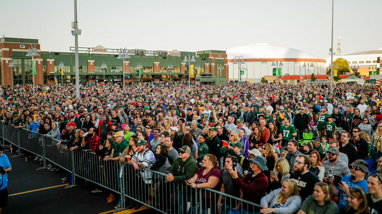 Lambeau Field ready for 100th season kickoff as Packers take on Bears  Sunday night