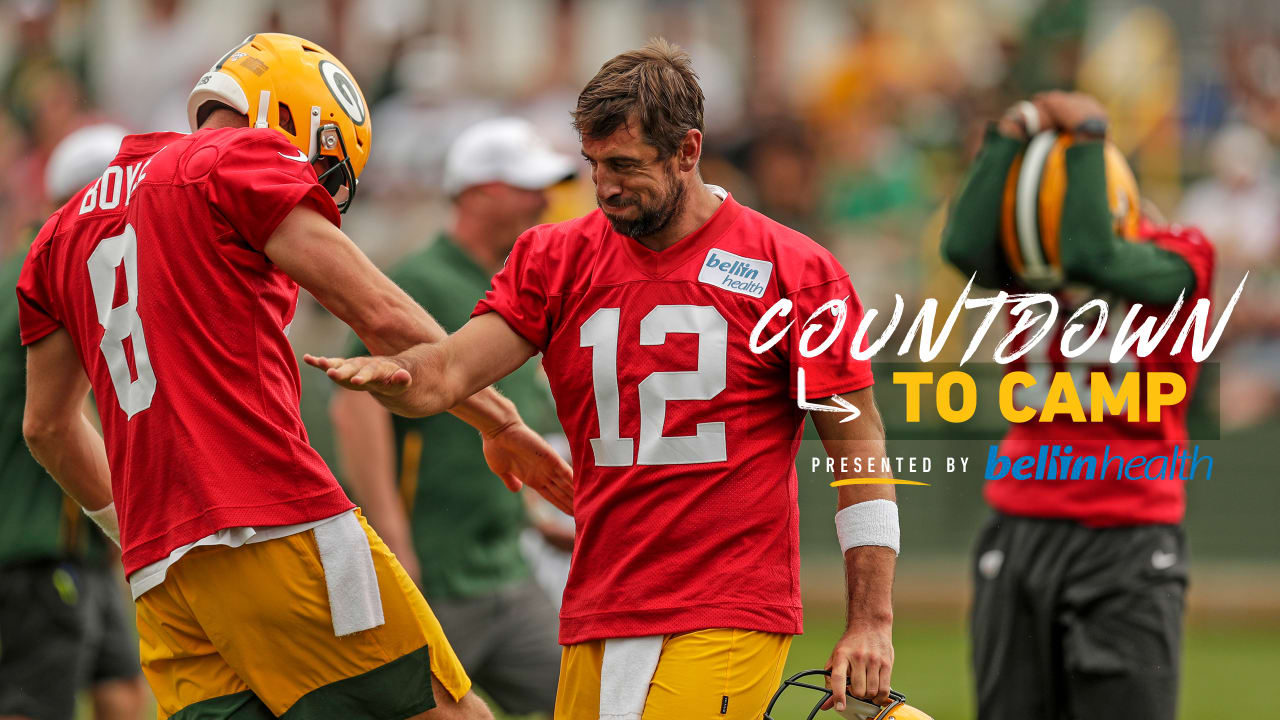 Aaron Rodgers sports 'The Office' T-shirt at Packers camp; Here's how to  get one 