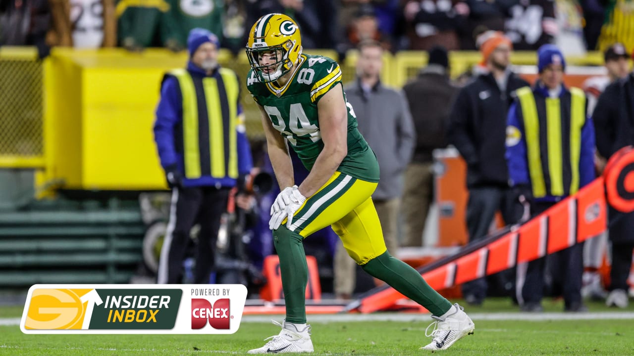 Green Bay Packers outside linebacker Clay Matthews (52) walks