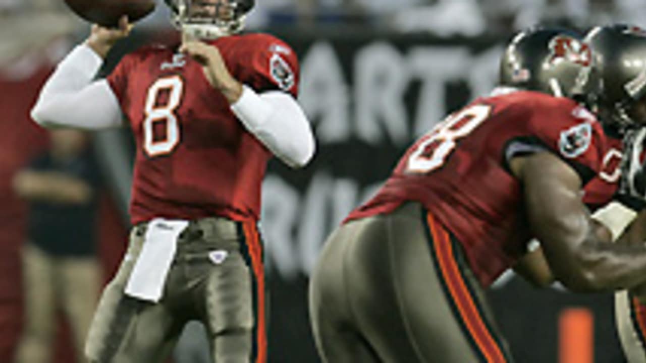 Tampa Bay Buccaneers quarterback Brian Griese calls a play against