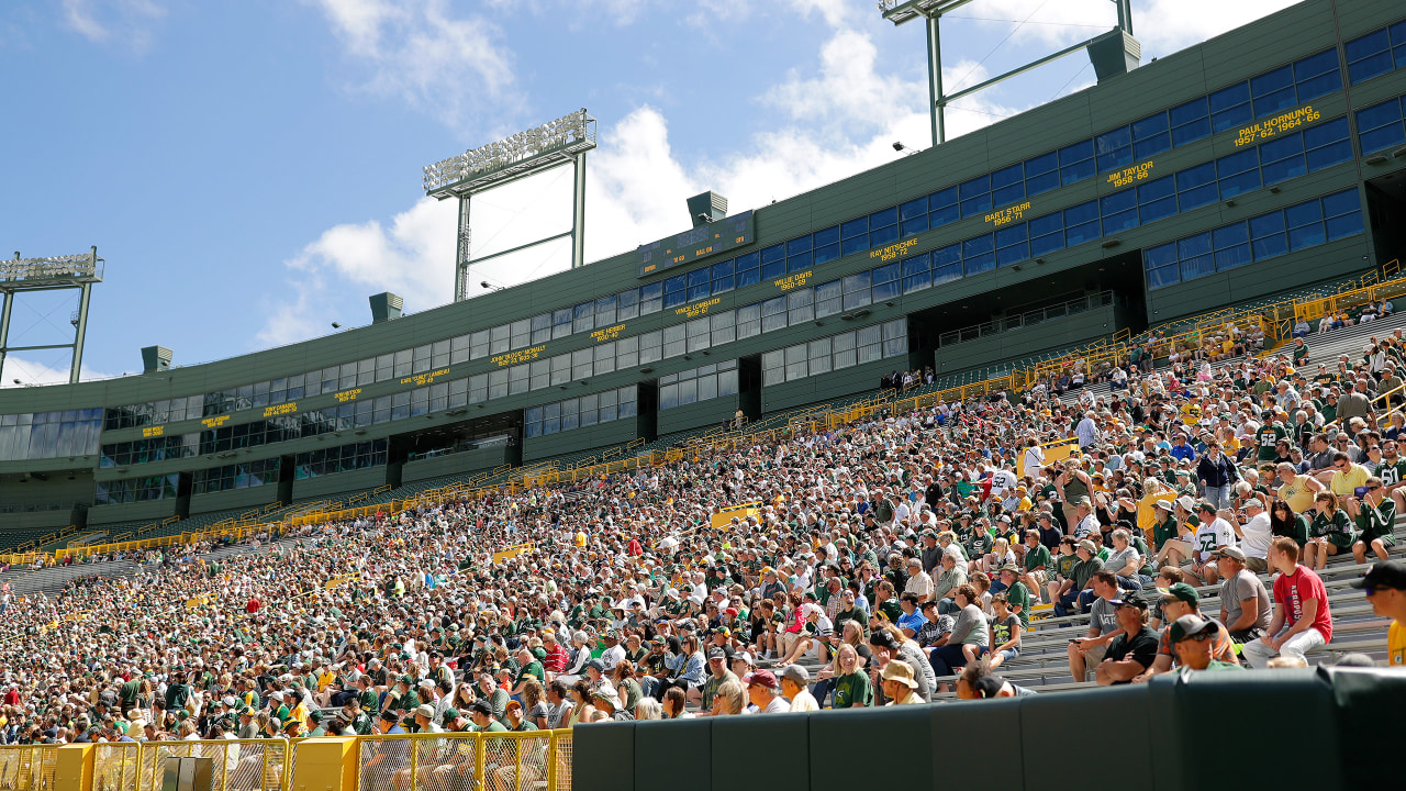 4 generations of Packers fans visit Lambeau Field for the first