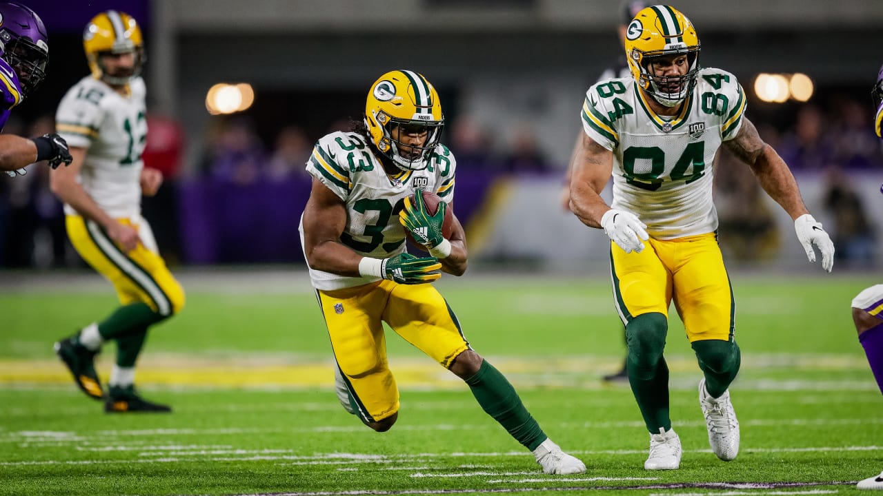 Green Bay Packers on CBS Sports - Aaron Jones is 208 lbs., and