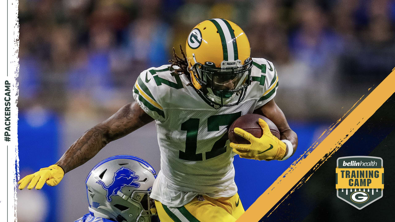 Football Fans Concerned After Davante Adams Left Practice - The