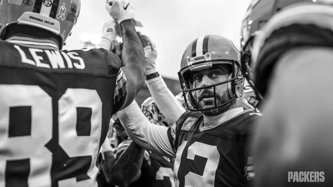 Happy Birthday To Aaron Rodgers