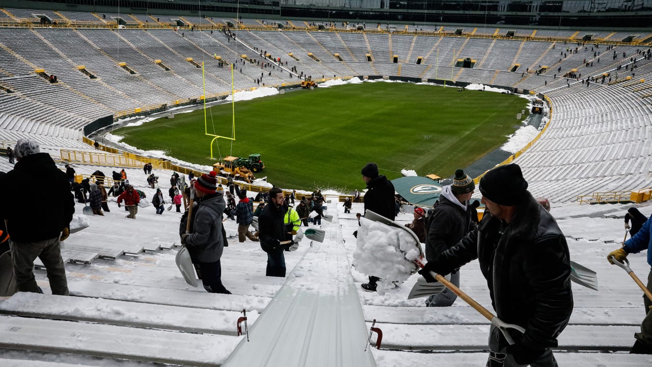 Why does Lambeau still have bleachers? : r/NFLNoobs