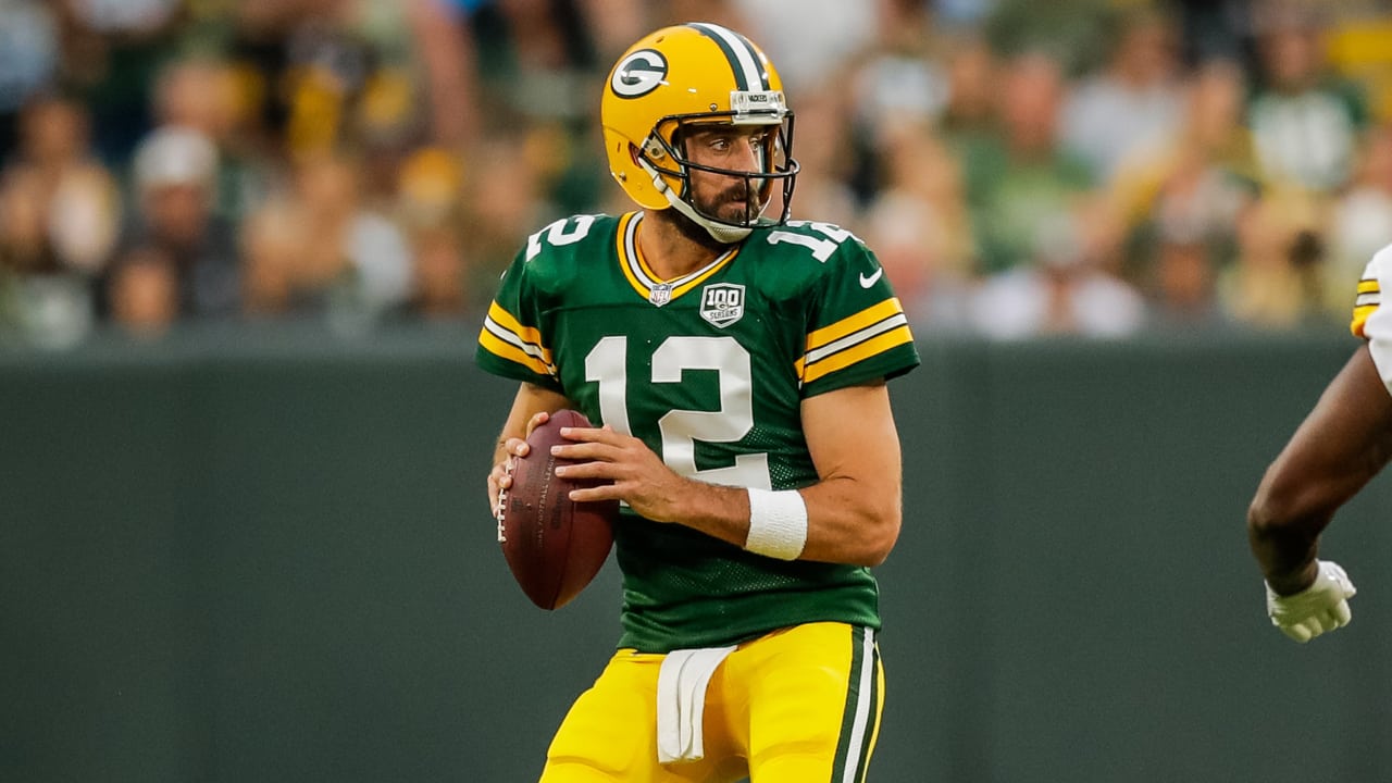 aaron rodgers breast cancer jersey