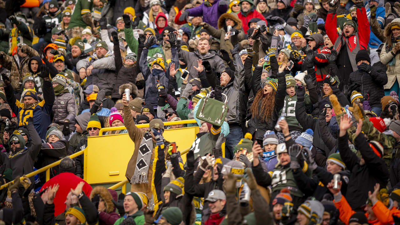 Packers no longer accepting paper tickets at Lambeau Field