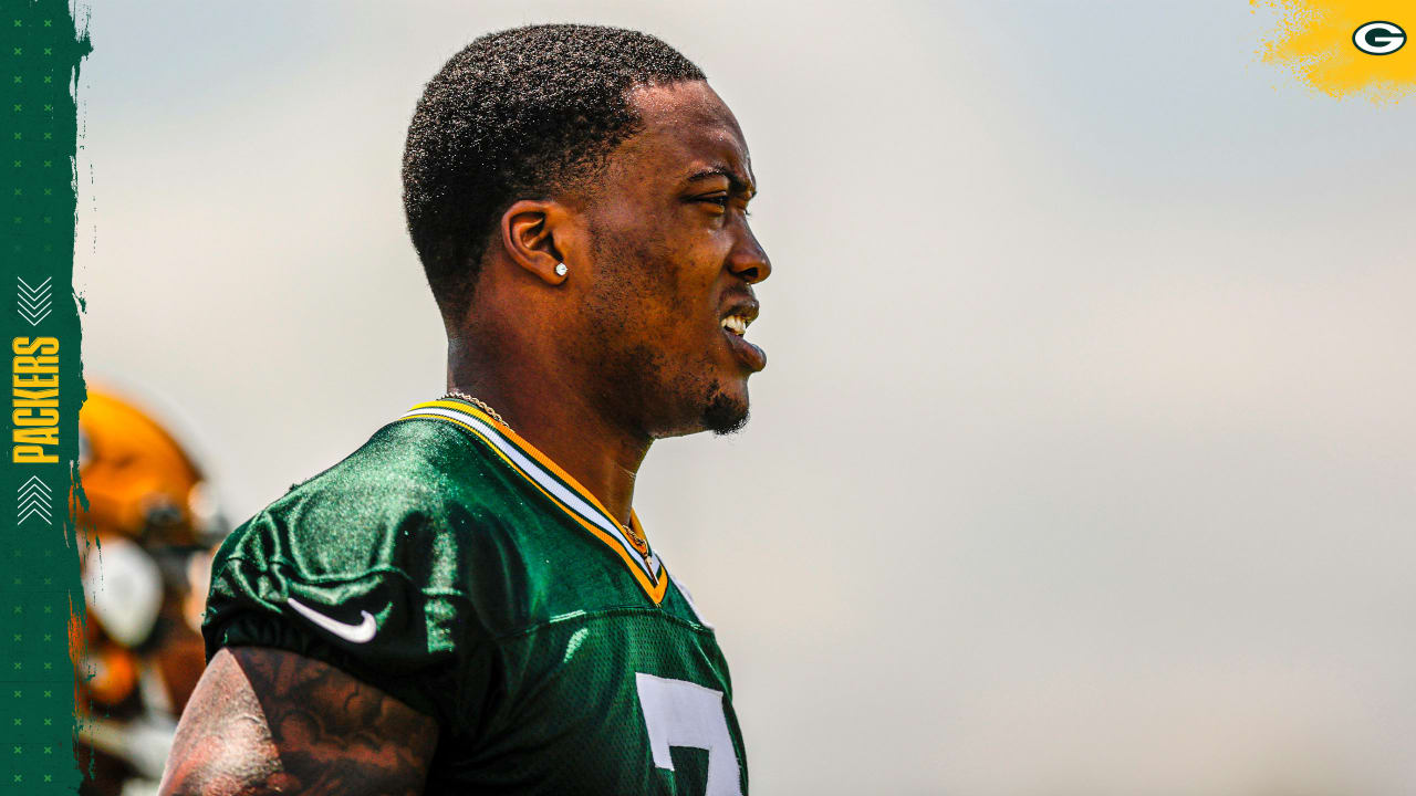 Quay Walker has fit right in with Packers' inside linebackers
