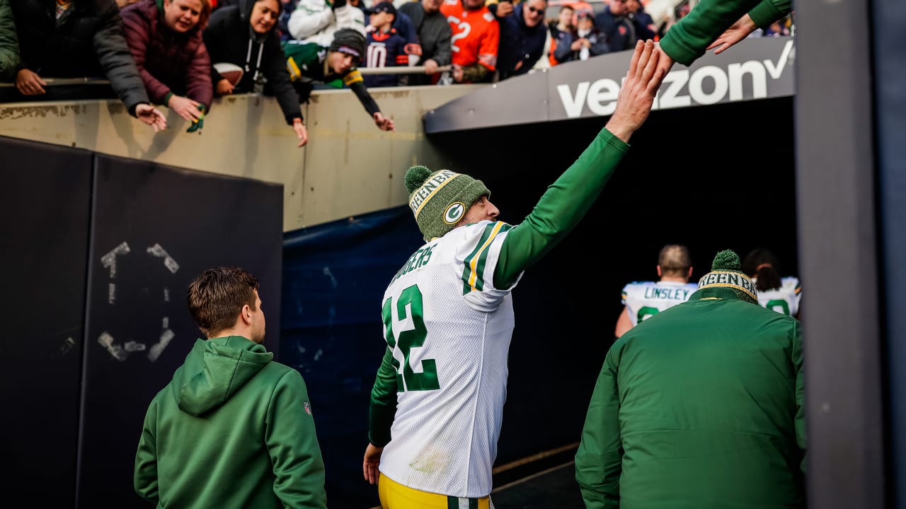 California quarterback Aaron Rodgers gestures to fans after Cal