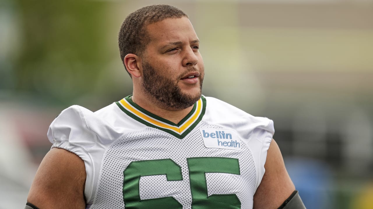 Guard Lane Taylor takes pay cut as Packers save $3 million in cap space,  per report 