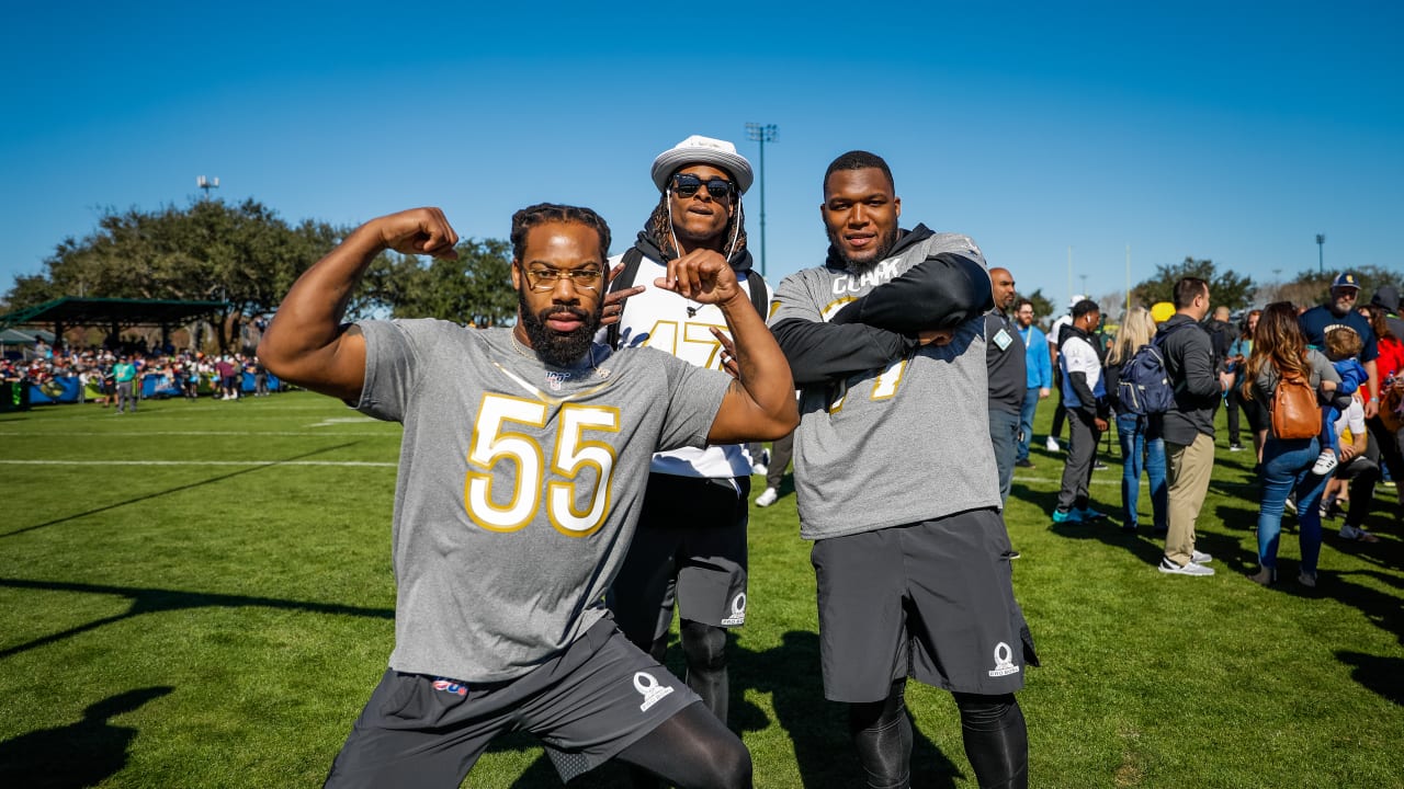 Za'Darius Smith, Davante Adams & Kenny Clark sign autographs at Pro Bowl  practice