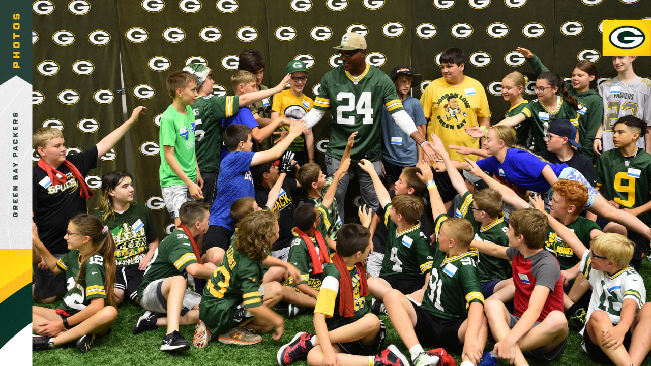 Buffalo Bills' Kids Game Highlighted By A Junior Tailgate Party