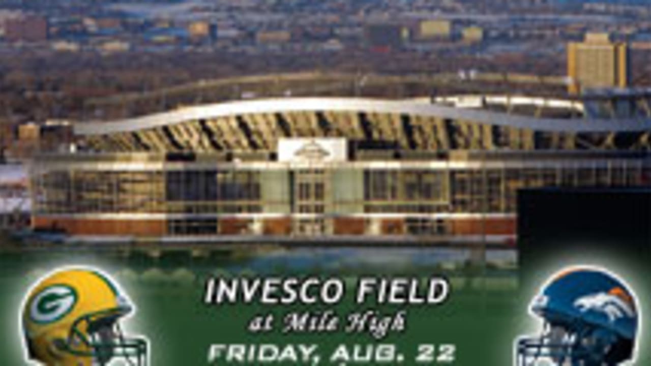 Denver Broncos quarterback Jay Cutler warms up at Invesco Field at