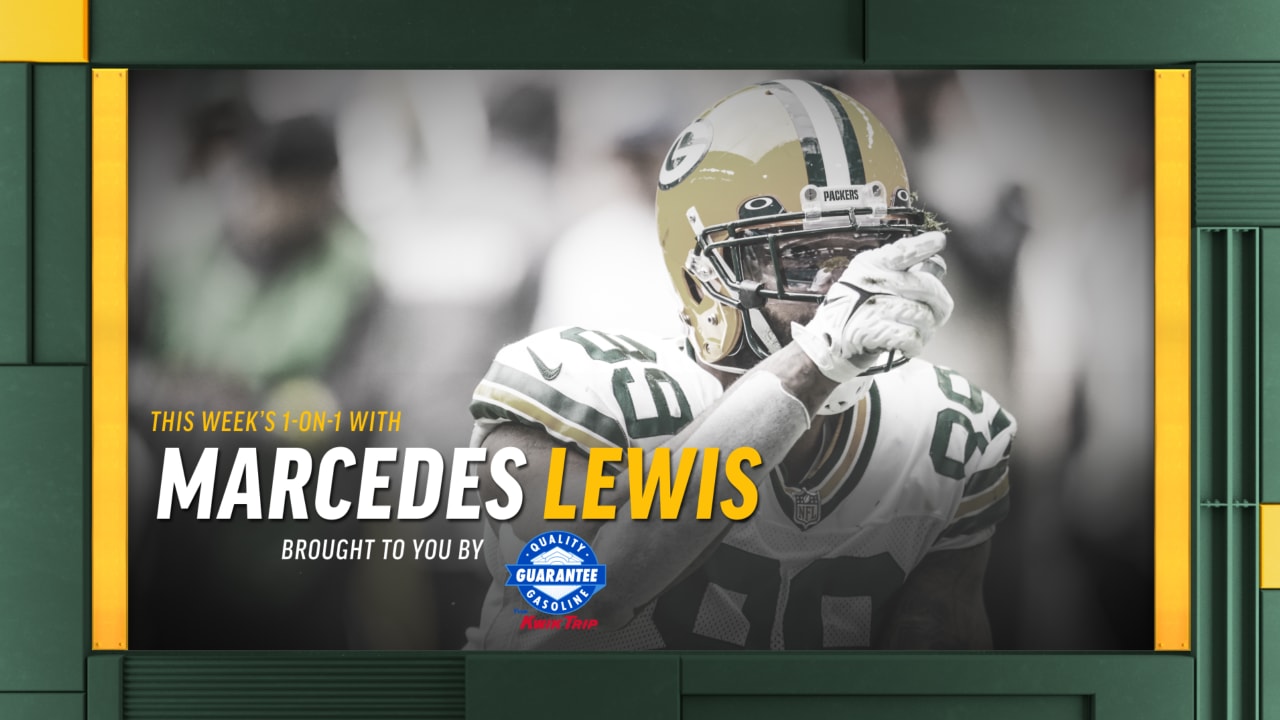 Green Bay Packers re-sign TE Marcedes Lewis 
