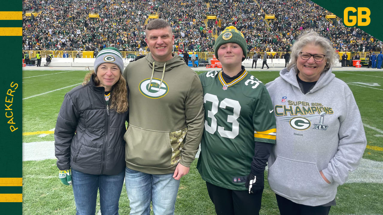 Packers Salute U.S. Air Force veteran Shelli Harris for 'Operation Fan Mail'