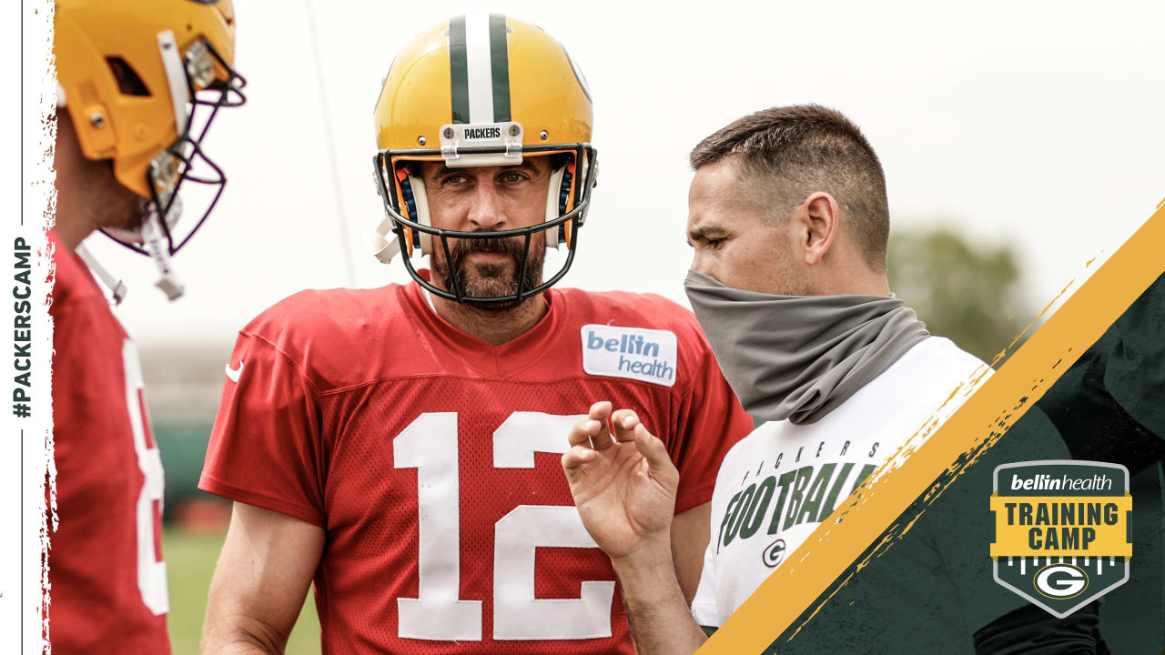 Aaron Rodgers Comparison Shows NFL World Still Can't Stop Talking