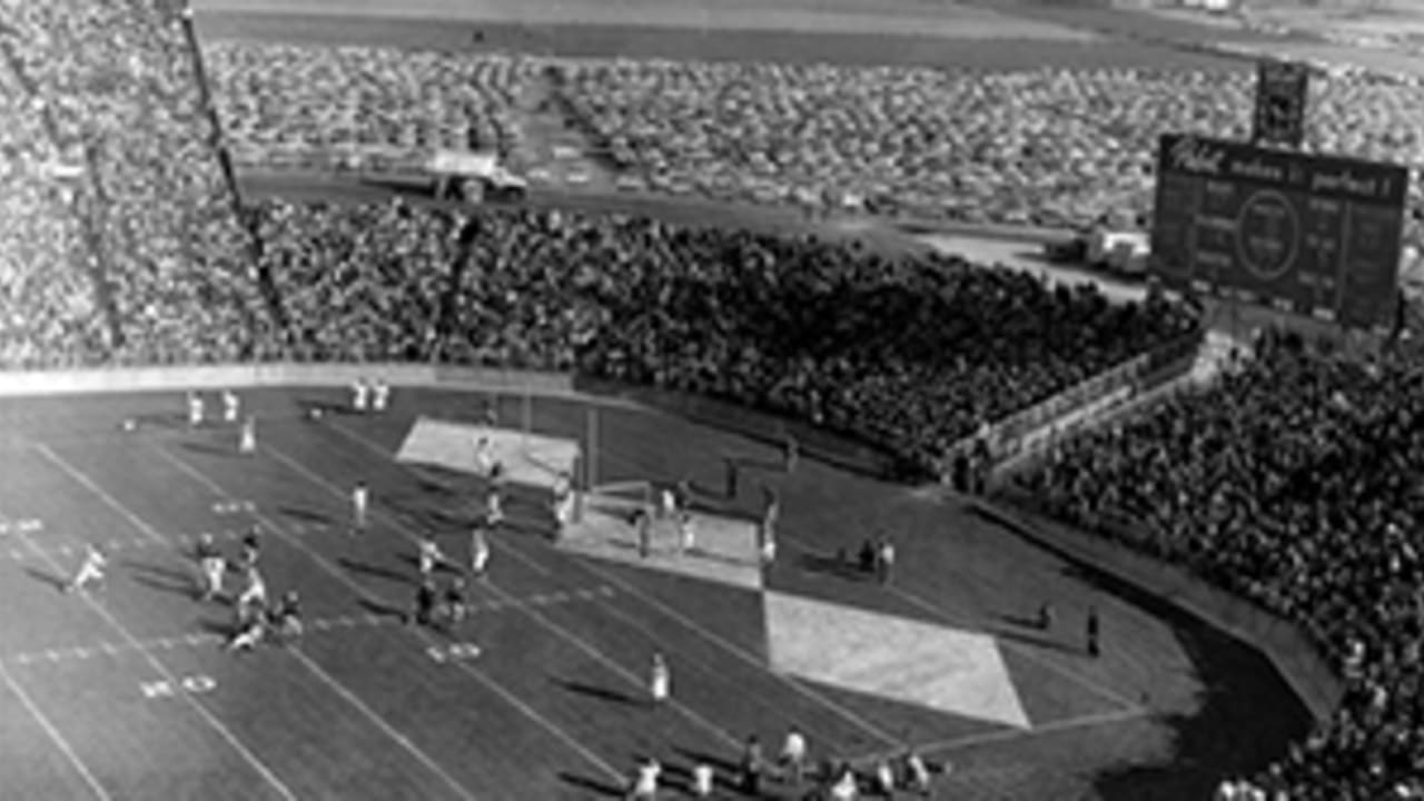 Lambeau Field had wooden bleachers for first 12 years