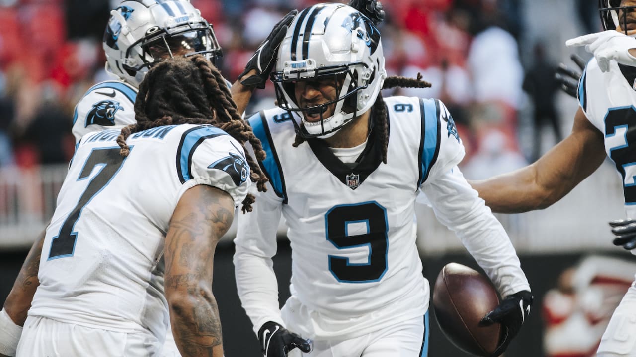 Carolina Panthers - Stephon Gilmore checking into his first