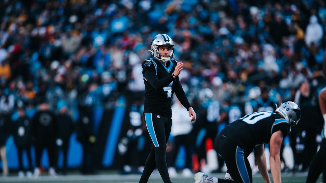 Eddy Piñeiro keeping it steady in the kicking game