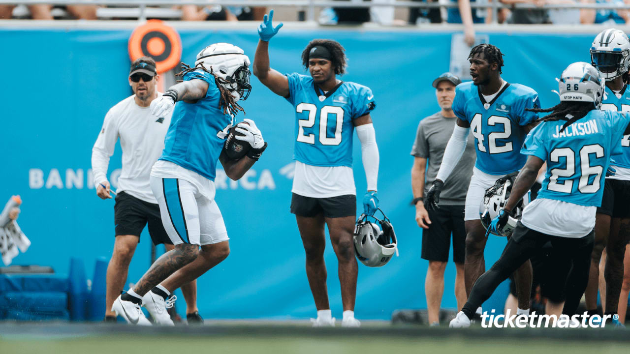 Panthers Star Adam Thielen Didn't Practice On Thursday - The Spun: What's  Trending In The Sports World Today