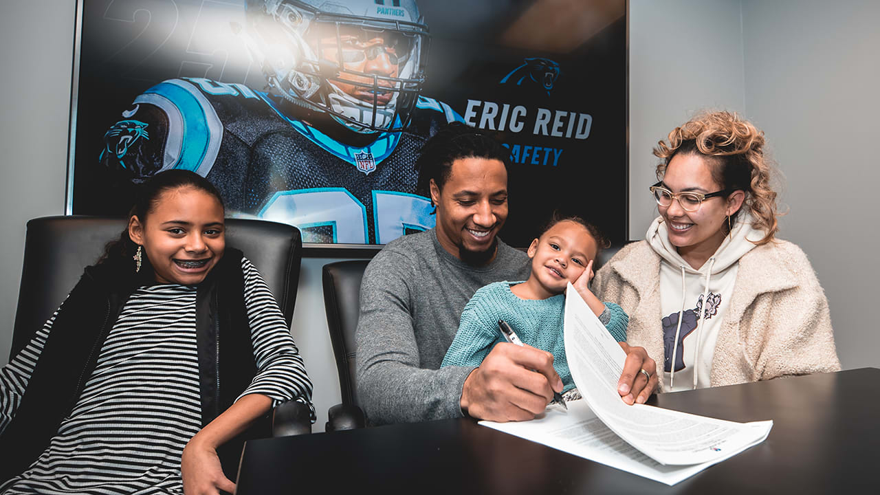 With family by his side, Eric Reid came back to a place he's comfortable