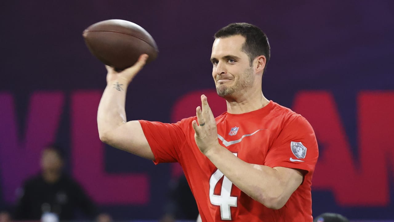 Derek Carr News - Latest Derek Carr News, Stats & Updates