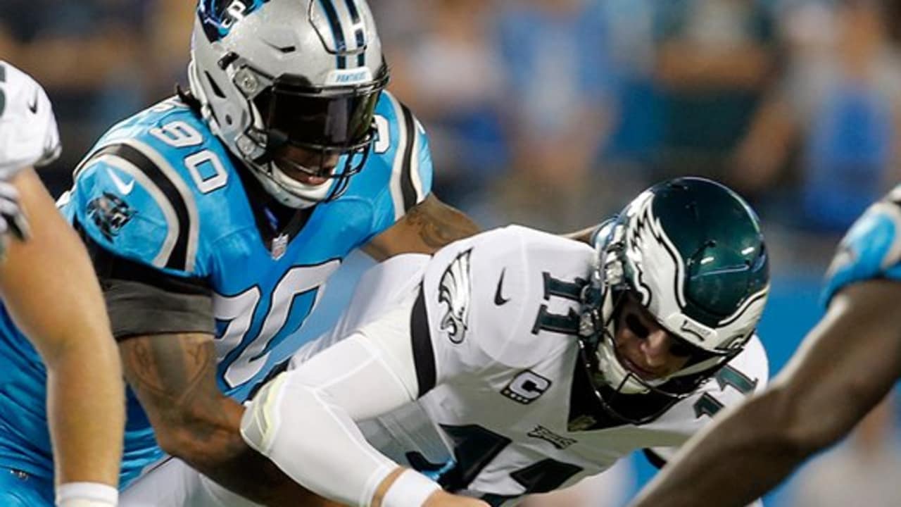 Panthers DE Julius Peppers moves into 4th place on all time sack list - Cat  Scratch Reader