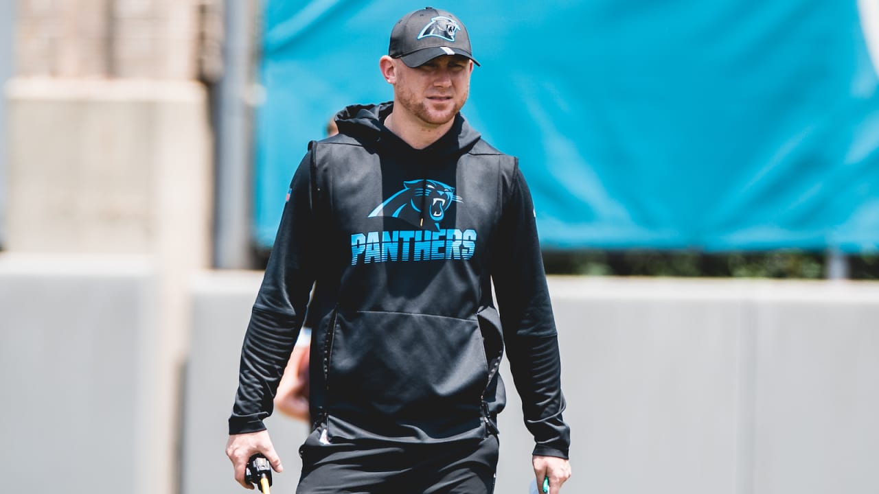 www.panthers.com