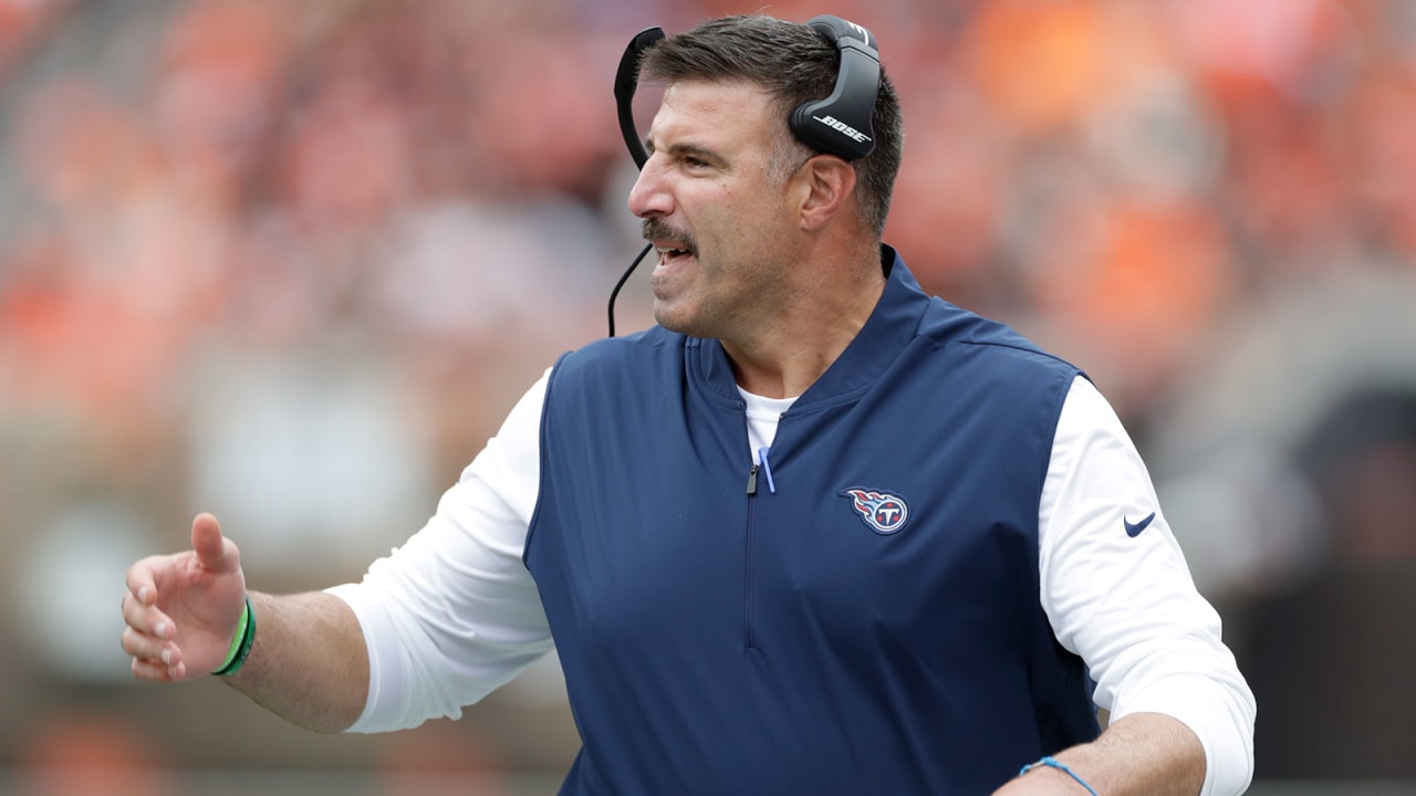 The Recorder - Vrabel hands-on coach for Titans